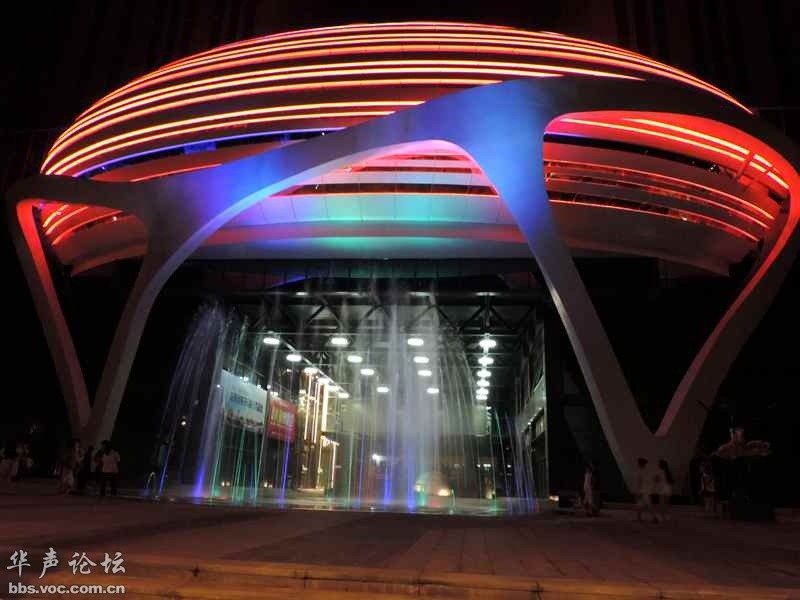 夜幕下的株洲小巨蛋
