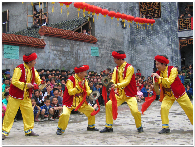 土家族打溜子是湖南湘西土家族地区流传最广的一种古老的民间器乐合奏